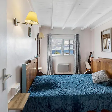 Maison Calme Au Centre Du Village Holiday home *