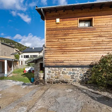 Maison Calme Au Centre Du Village *